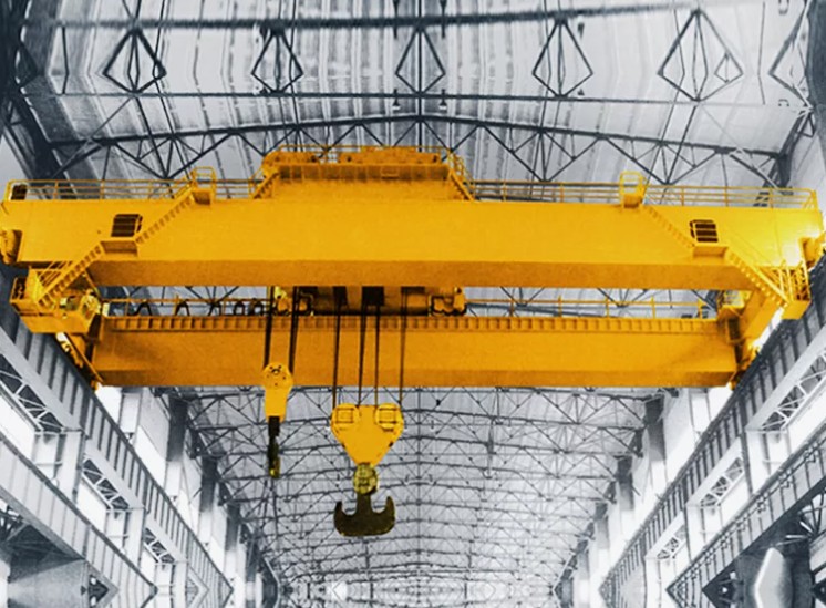 Как выбрать мостовой двухбалочный кран для производственного цеха